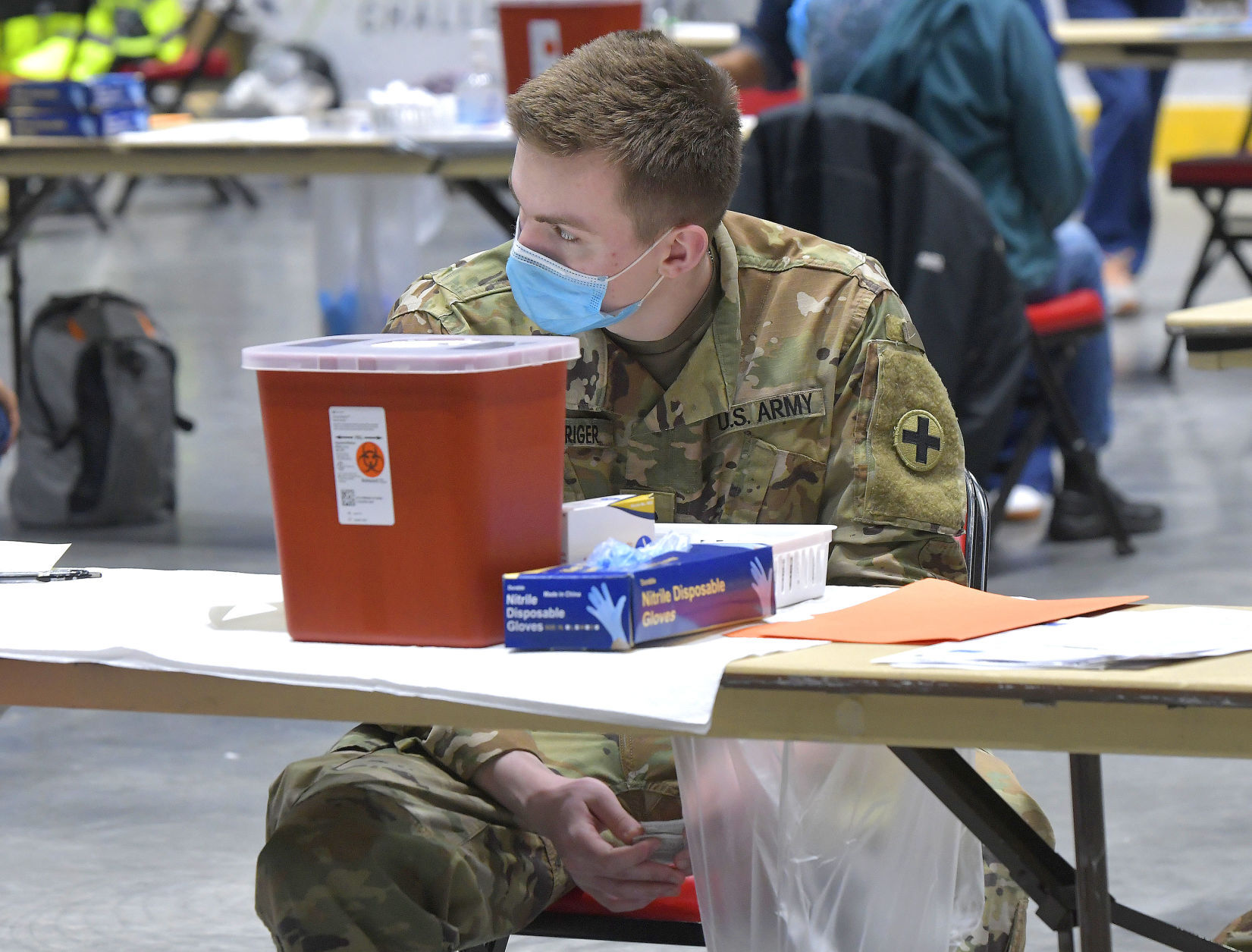 031221-blm-loc-6guard